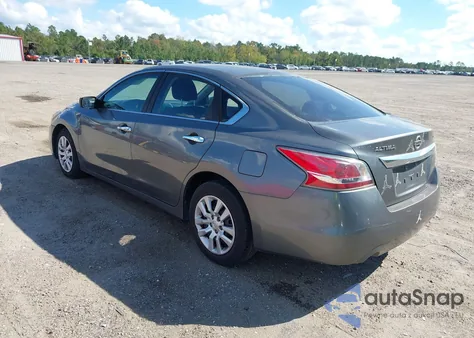 2015 Nissan Altima 2.5 S из США, поврежденный, VIN 1N4AL3AP9FN406188